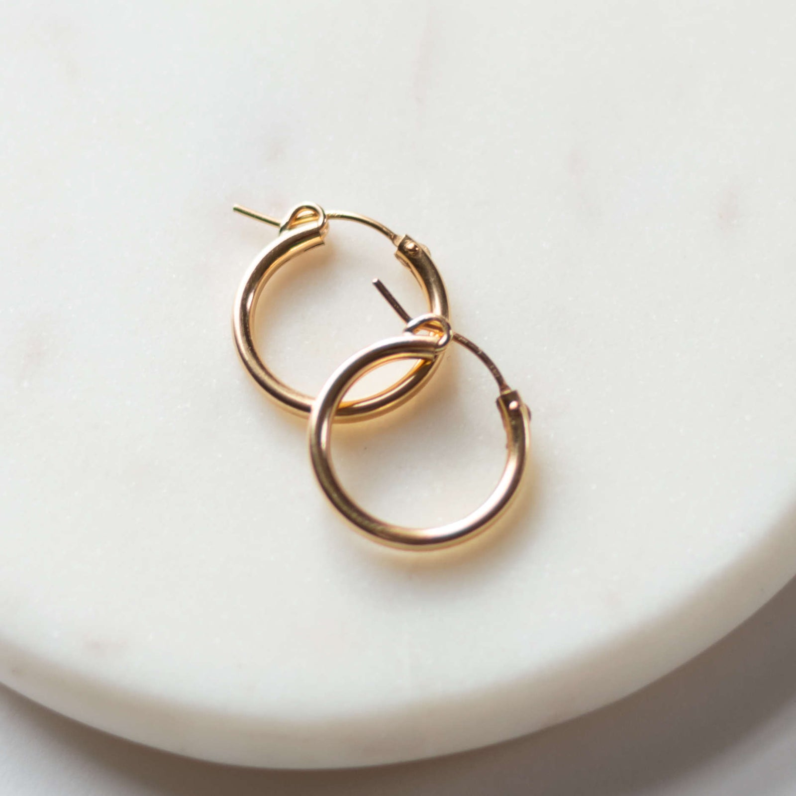 [haesool] 韓国アクセ☆14K Gold☆HS.VE11 Earring 全2色 haesool] 韓国アクセ☆14K Gold☆HS.VE11 Earring 全2色