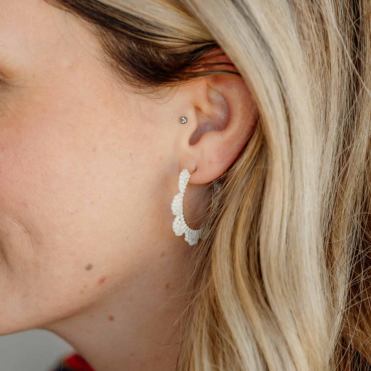 Cream Daisy Beaded Hoop Earrings