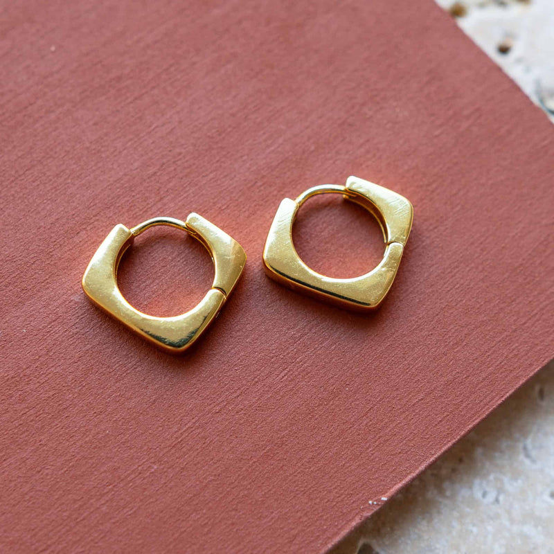 Noemi Hoop Earrings