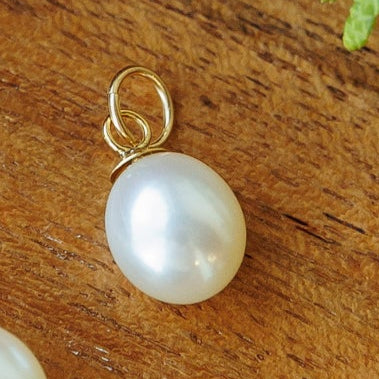 Pearl Charm