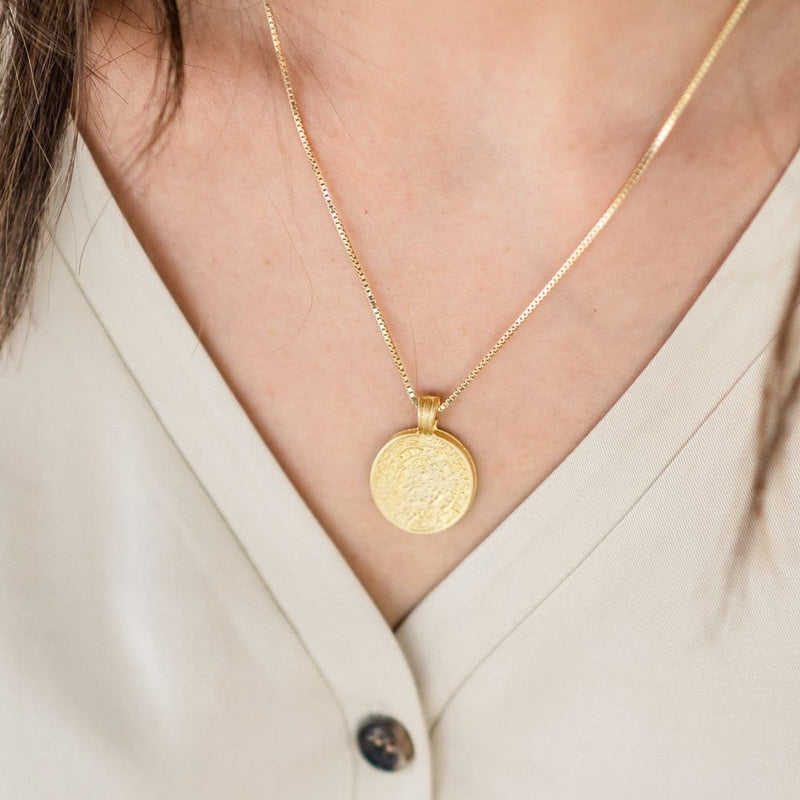 Blaire Pendant Necklace