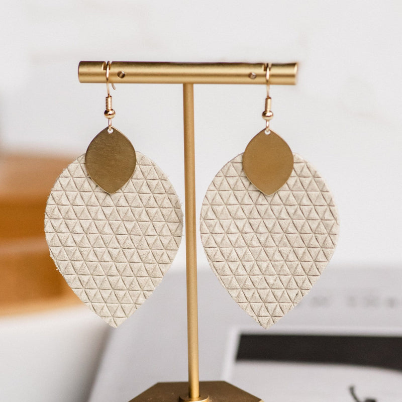 Sela Designs is handmade jewelry, with impact, made to change the world.